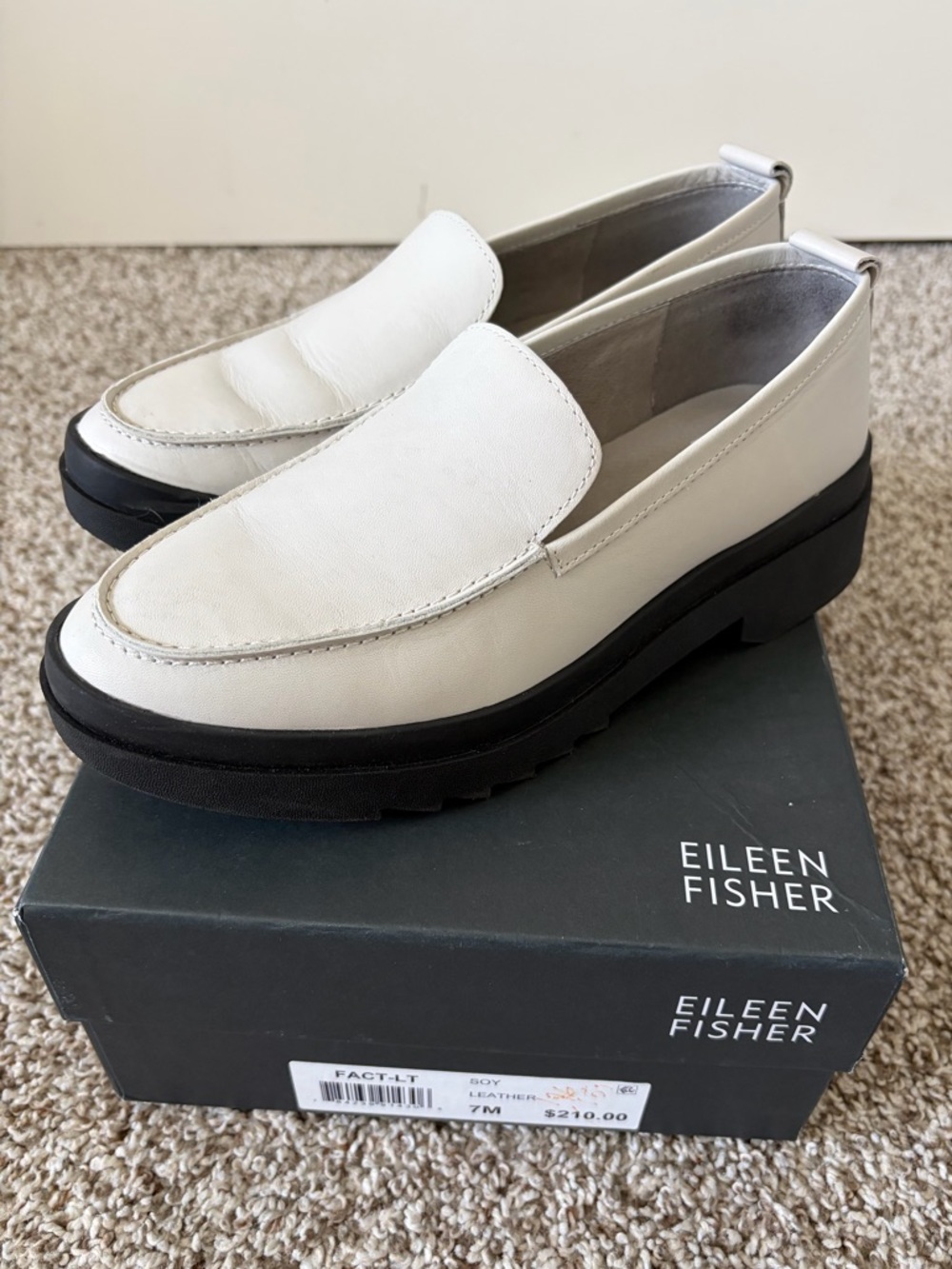 Eileen Fisher Cream Leather Chunky Sole Loafers Size 7
